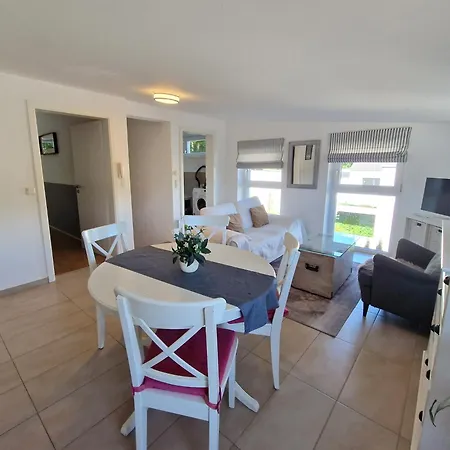 Wohnen Am Waldrand * Starnberg