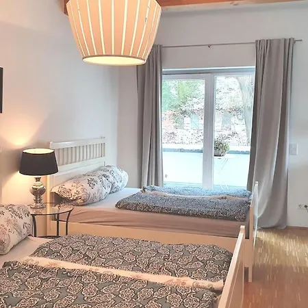 Wohnen Am Waldrand Apartmán *